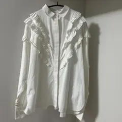 【MARILYNMOON】　美品♡29,700円　フリルシャツ　大人気　半額❣️のサムネイル