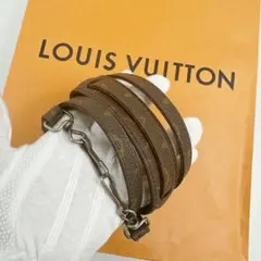 ルイヴィトン　モノグラム　ショルダーストラップ　ロゴ入りボタン　肩パッド