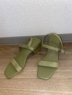 サンダルのサムネイル