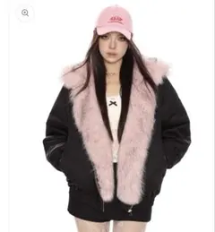 フード付き黒とピンクのファーコート リバーシブル　y2k