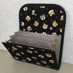 黒　柴犬柄　豆柴　足跡　母子手帳ケース、通帳ケース、お薬手帳ケース、カードケース