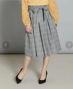 Honeys リボンベルト付きチェック柄フレアスカート L