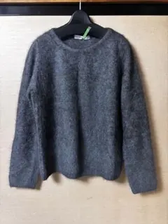 グレー 長袖 ニットセーター モヘア風　クリーニング済み