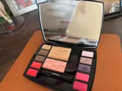 CHANEL シャネル トラベルメイクアップパレット アーモニードゥカメリア
