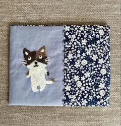 ダーニング刺繍ポーチ　ハンドメイド