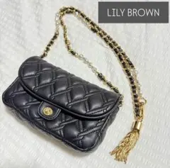 LILY BROWN ブラックショルダーバッグ