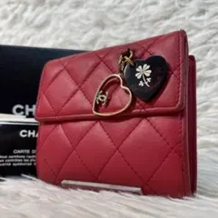 美品/バレンタイン限定/付属品完備✨CHANEL マトラッセ 二つ折り財布 赤