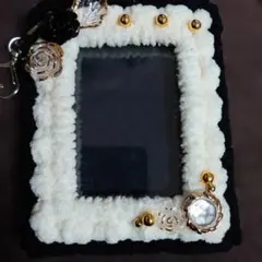 Item thumbnail for item f9c49a0b-d272-4ccc-a125-5985f60f98f0