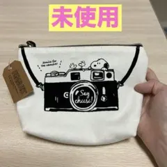 【未使用】スヌーピー　舟形ポーチ　カメラ　PEANUTSのサムネイル