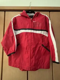 Nike 赤 フード付きジャケット　キッズxs