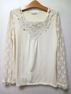 アイボリー Tシャツ