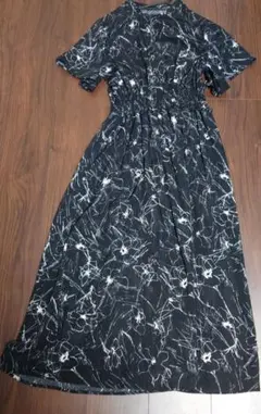 未使用 シャーリング ワンピース