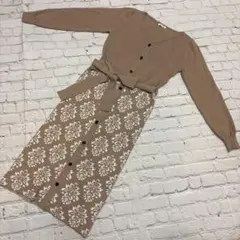 ウエストリボン付きニットワンピース　ベージュ