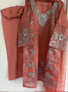 パキスタン民族衣装　Luxury ドレス　刺繍 Anarkali サーモンピンク 2026年最新】パキスタン民族衣装の人気アイテム - メルカリ