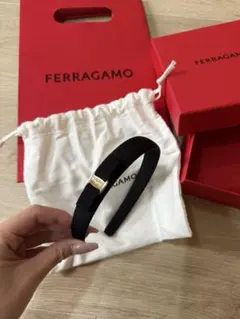 Ferragamo カチューシャのサムネイル