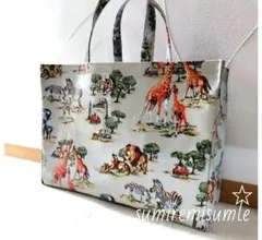 クマコ様✤キャスキッドソン✤ハンドメイド✤A４横型ラミネートスクエアトート