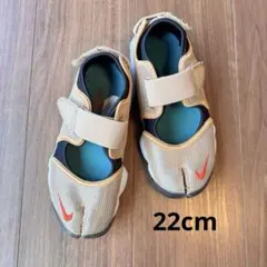 NIKE　AIR RIFT　ナイキ　エアリフト　ゴールド　22cm　スニーカー
