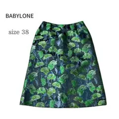 美品 BABYLONE バビロン 花柄ジャガードスカート 38のサムネイル