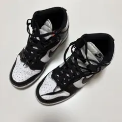 Nike ブラック パンダダンク ハイカットスニーカー