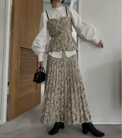 【willfully】drawing flower knit pleats