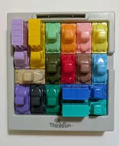 ThinkFun RUSHHOUR ラッシュアワー 知育玩具 渋滞脱出ゲームのサムネイル