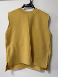イエロー スリーブレス ニットベスト Mサイズ