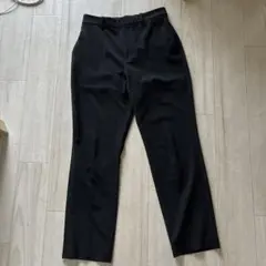 ユニクロ　ブラック　パンツ　Ｍ