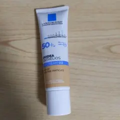 LA ROCHE-POSAY UVイデア XL プロテクションBB 02のサムネイル