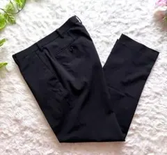 メンズ ブラック スラックス UNIQLO ユニクロ 感動パンツ W79cmのサムネイル
