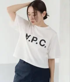 ＡＰＣ　クロップドTシャツのサムネイル