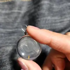 ペンダントトップ　タンポポ