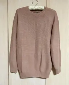 ユニクロ メンズM(男女兼用)くすみピンク クルーネックニット