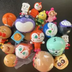 おっきなアンパンマン含む　ガチャガチャ　カプセルトイ　18点セット