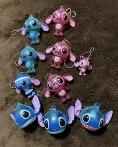 ディズニー スティッチ エンジェル クリスマスリース キーホルダー