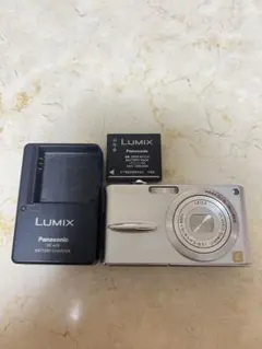 パナソニック ルミックス DMC-FX30 デジカメ レトロ 動作品 概要 デジタルカメラ DMC-FX30 | LUMIX（ルミックス） ミラー