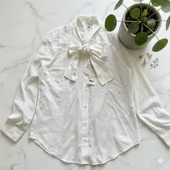 新品　UNIQLO レーヨンエアリーリボンタイブラウス 長袖 ホワイト タグM