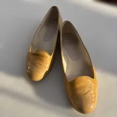 エナメル フラットパンプス イエロー 24cmのサムネイル