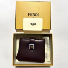 FENDI 二つ折り財布 ボルドー レザースタッズ 箱 保存袋付き