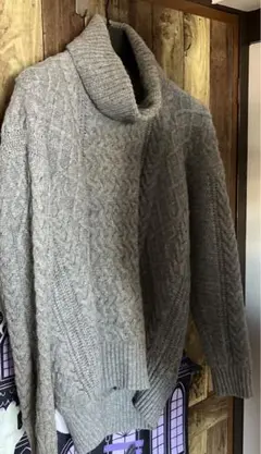 ナノユニバース　タートルネック　ケーブルニット　セーター