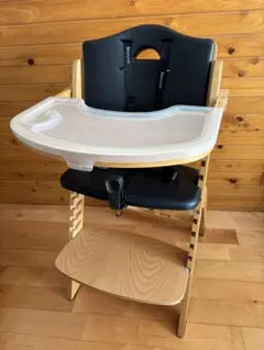 ビヨンドジュニア ハイチェア 2020年生産 Abiie beyond 木製