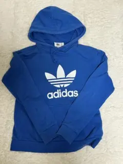 adidas 青 パーカー フード付き