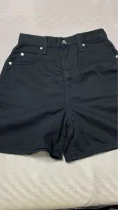 LAGUA GEM ショートパンツのサムネイル