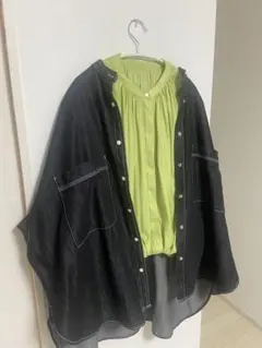 黒デニムオーバーサイズシャツ