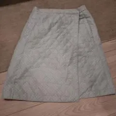 ユニクロ　キルティングラップスカート　巻きスカート