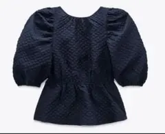 ZARA パフスリーブブラウス