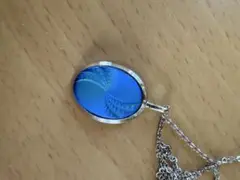 ガラス　青緑オーバルペンダントネックレス　シルバー