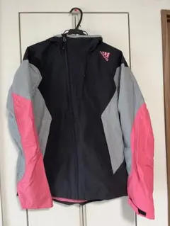 adidas ウィンドブレーカー 黒/グレー/ピンク
