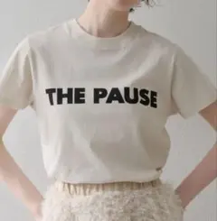 新品　Whim Gazette THE PAUSE Tシャツ　ライトベージュのサムネイル