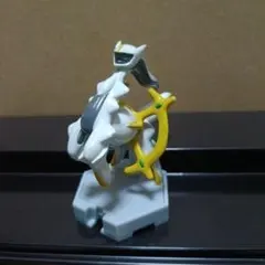 モンコレプラス　アルセウス　メタリックバージョン　非売品　限定　抽選　1000名 モンコレプラス アルセウス メタリックバージョン 非売品 限定