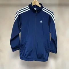 adidasトラックジャージ